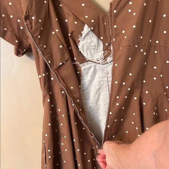 1950s Polka Dot Secretary/Party/Sun Dress - Picture 5 of 8